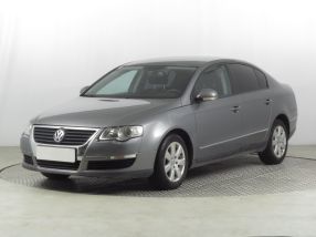Volkswagen Passat - 2005