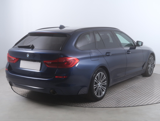 BMW 530i