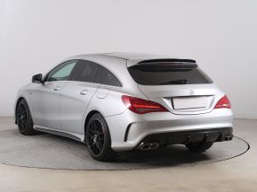 Mercedes-Benz CLA - 2015