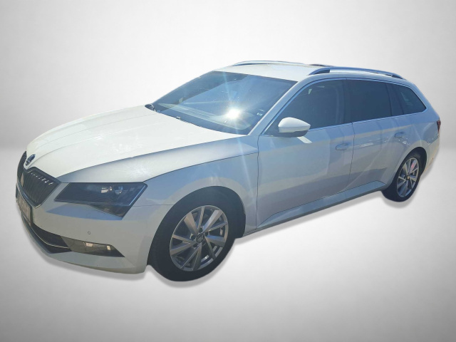Škoda Superb 2016