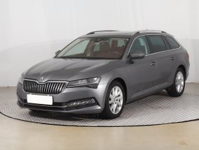 Škoda Superb - 2022