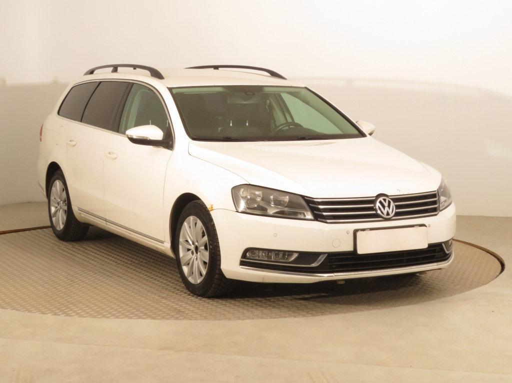 Volkswagen Passat, 2013
