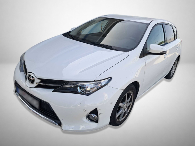 Toyota Auris 2013