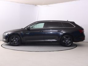 Škoda Superb - 2017