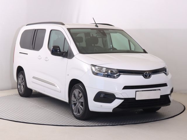 Toyota Proace City Verso 2023