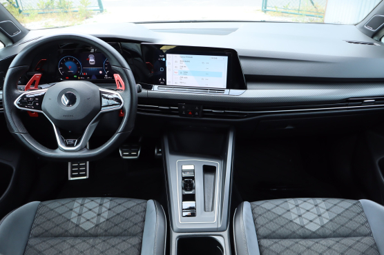 Volkswagen Golf 1.5 eTSI