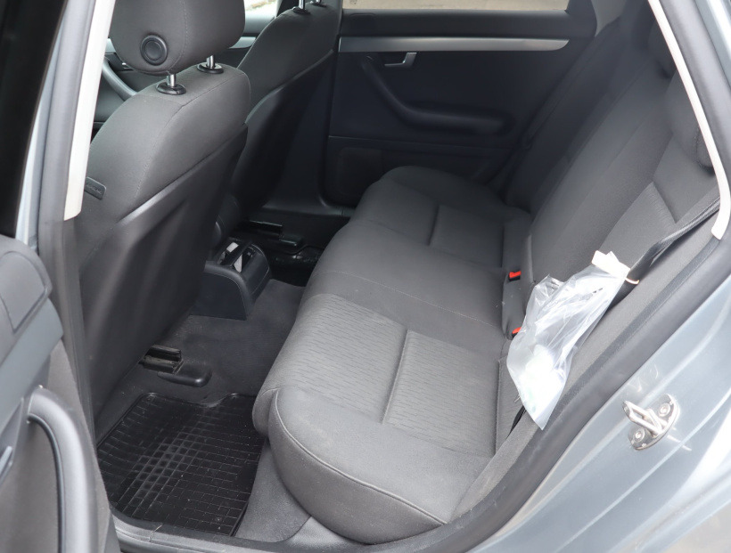 Audi A4, 2005