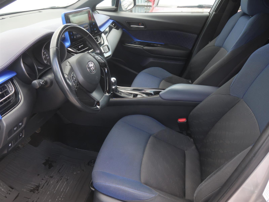 Toyota C-HR 1.8 Hybrid