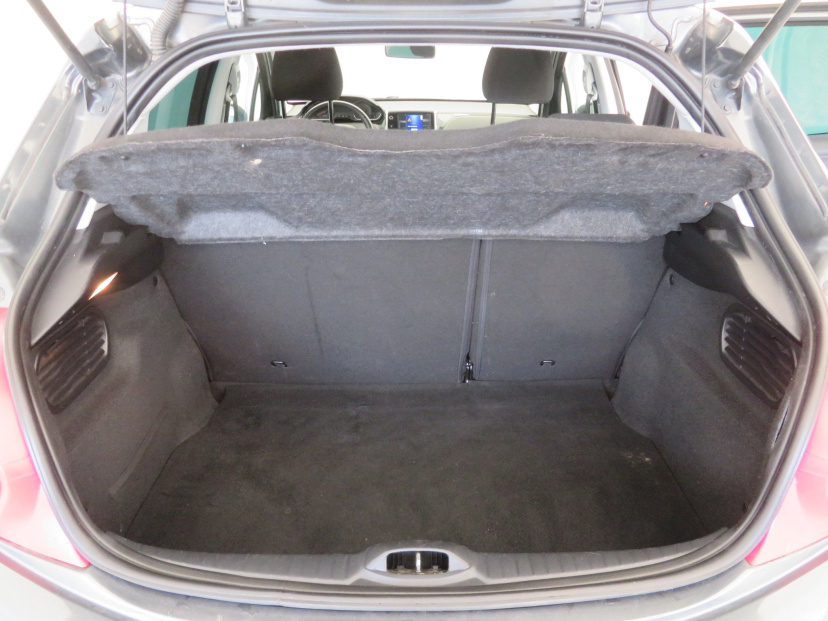 Peugeot 208, 2014