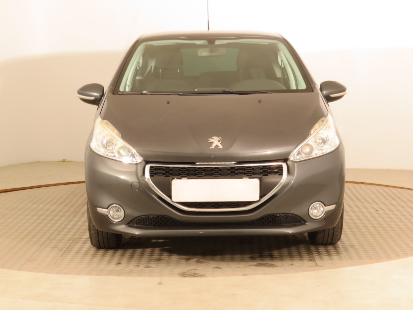 Peugeot 208, 2014
