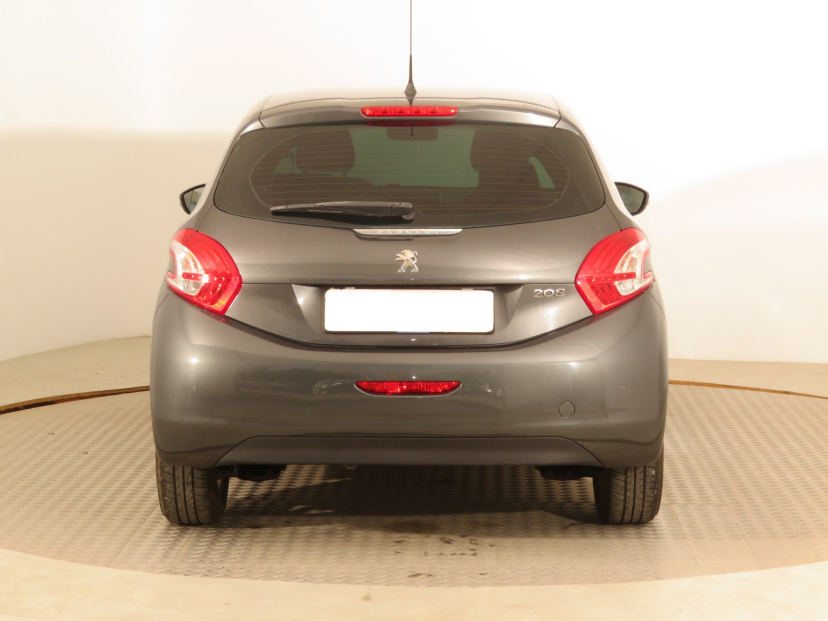 Peugeot 208, 2014