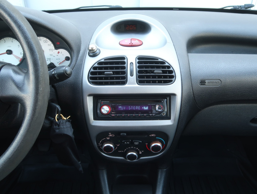 Peugeot 206, 2008