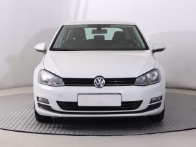 Volkswagen Golf - 2014