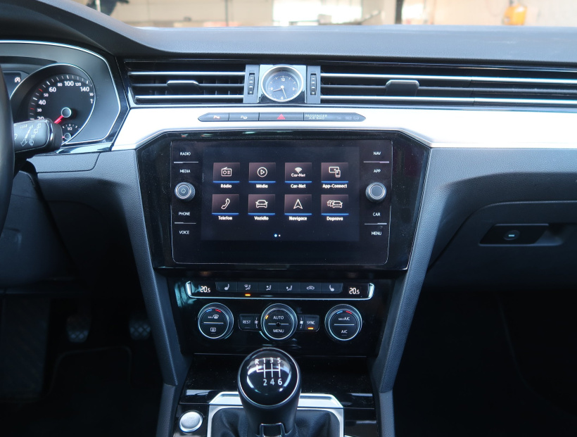 Volkswagen Passat, 2019
