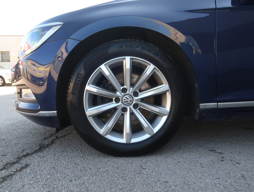 Volkswagen Passat, 2019