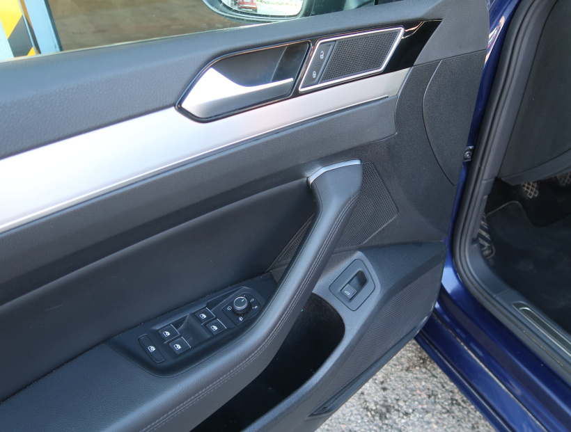 Volkswagen Passat, 2019