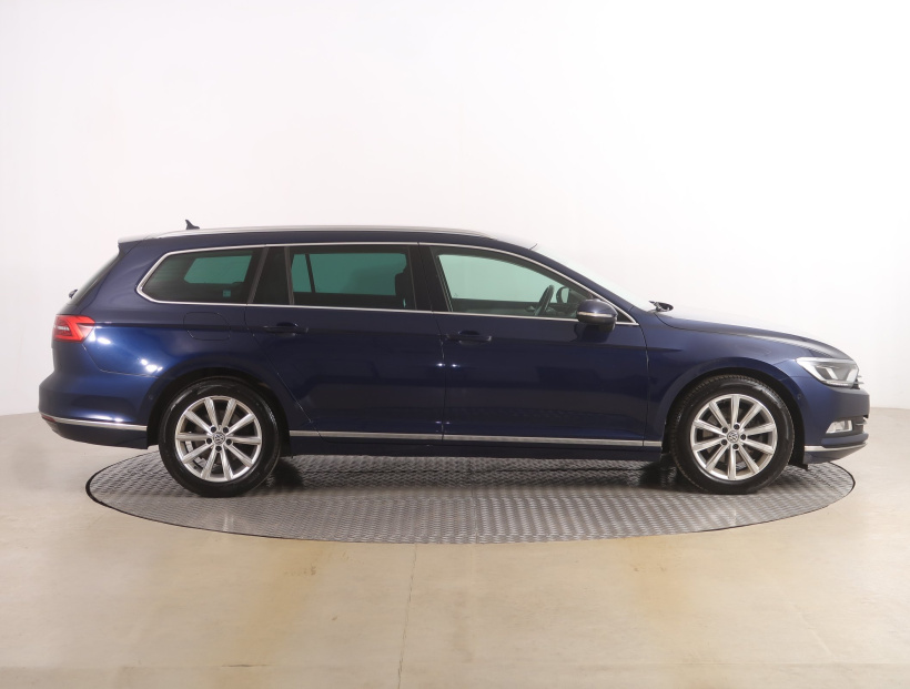 Volkswagen Passat, 2019