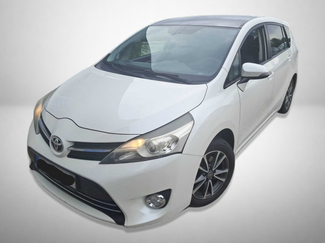 Toyota Verso 2015