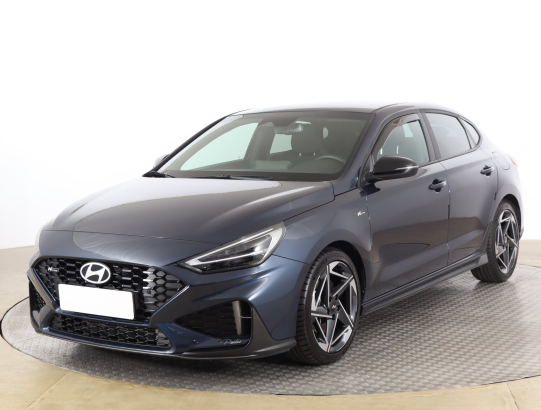 Hyundai i30 Fastback 1.5 T-GDI MHEV 48V