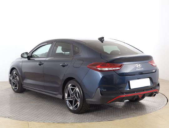 Hyundai i30 Fastback 1.5 T-GDI MHEV 48V