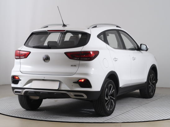 MG ZS SUV