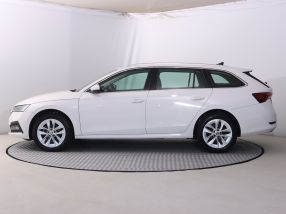 Škoda Octavia - 2023