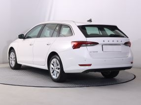 Škoda Octavia - 2023