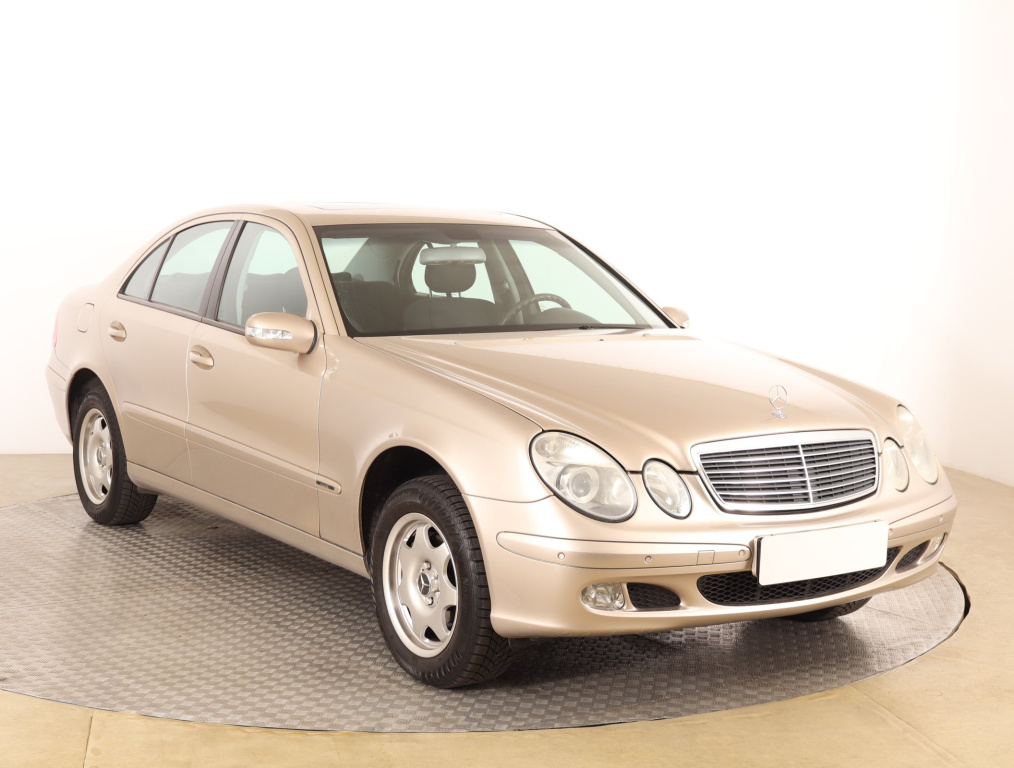 Foto inzerátu: Mercedes-Benz E240
