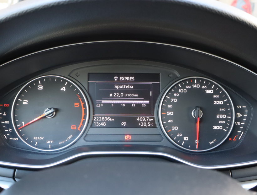 Audi A4, 2016
