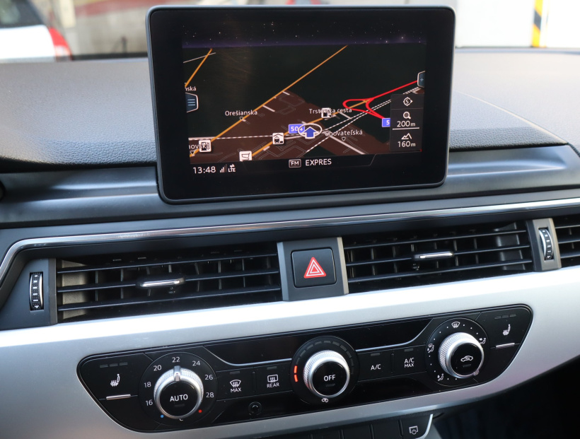 Audi A4, 2016