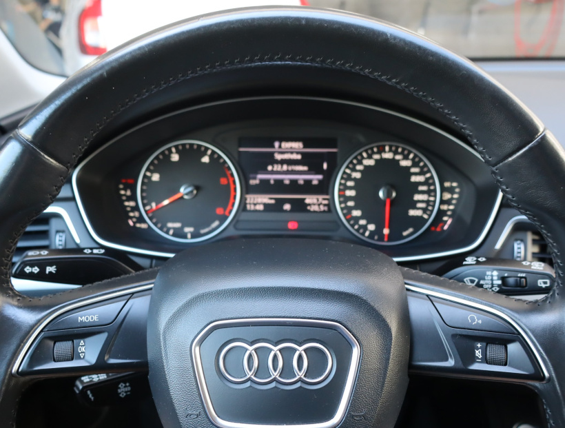 Audi A4, 2016