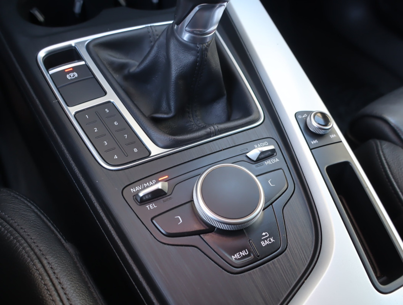 Audi A4, 2016