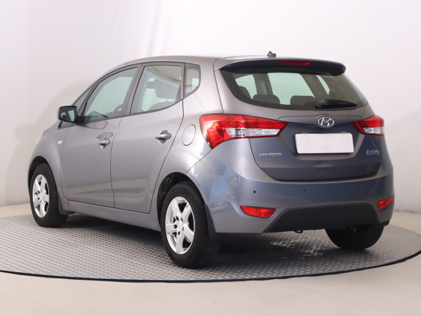 Hyundai ix20, 2013