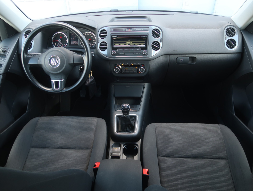 Volkswagen Tiguan, 2014