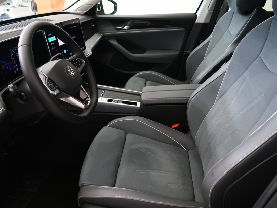 Volkswagen Passat 1.5 eTSI ACT