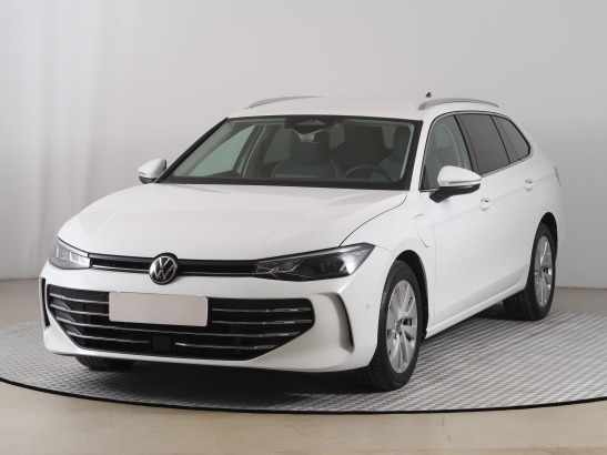 Volkswagen Passat 1.5 eTSI ACT