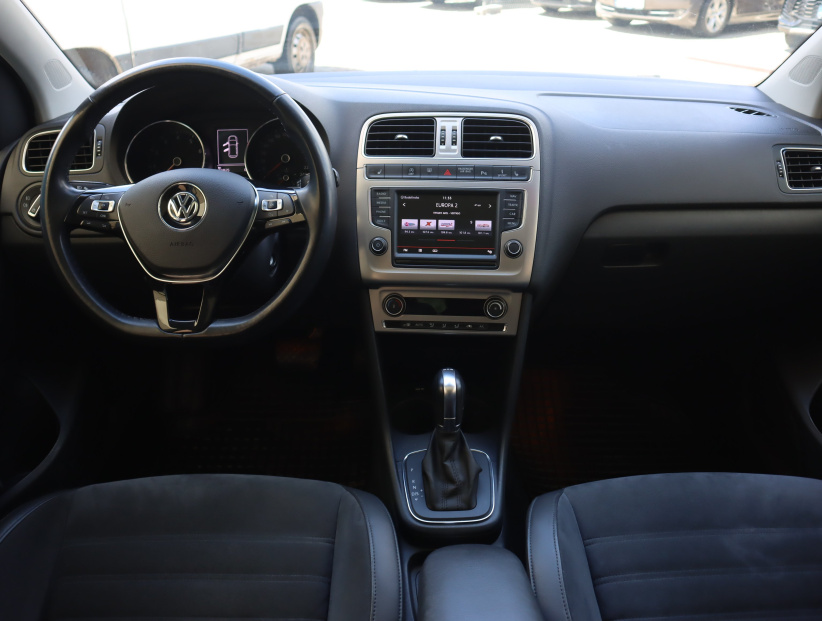 Volkswagen Polo, 2015