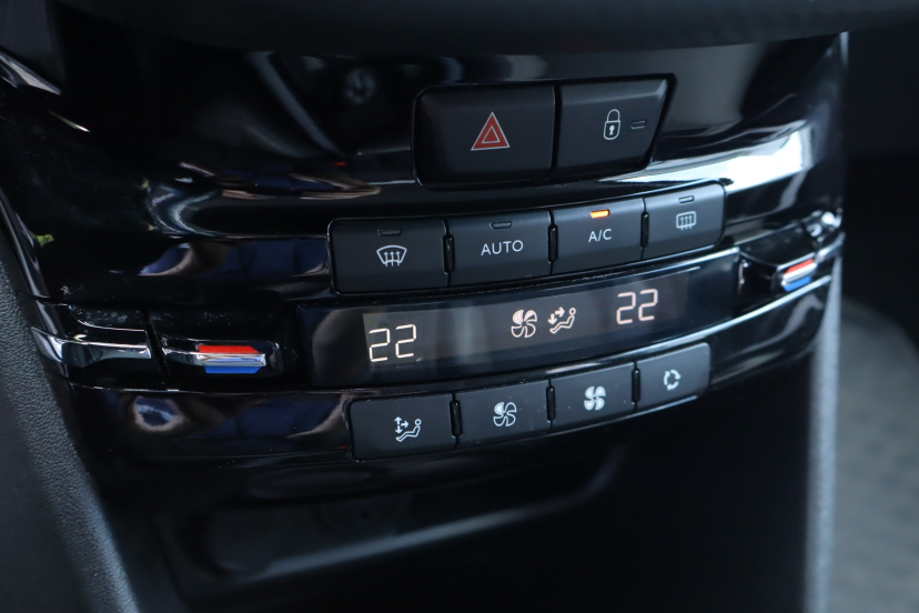 Peugeot 2008, 2018