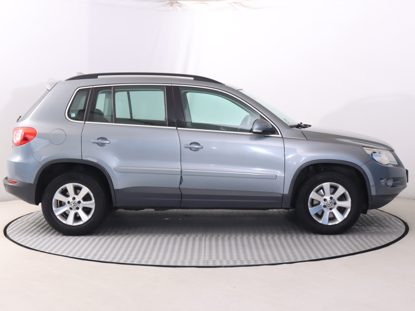 Volkswagen Tiguan, 2009