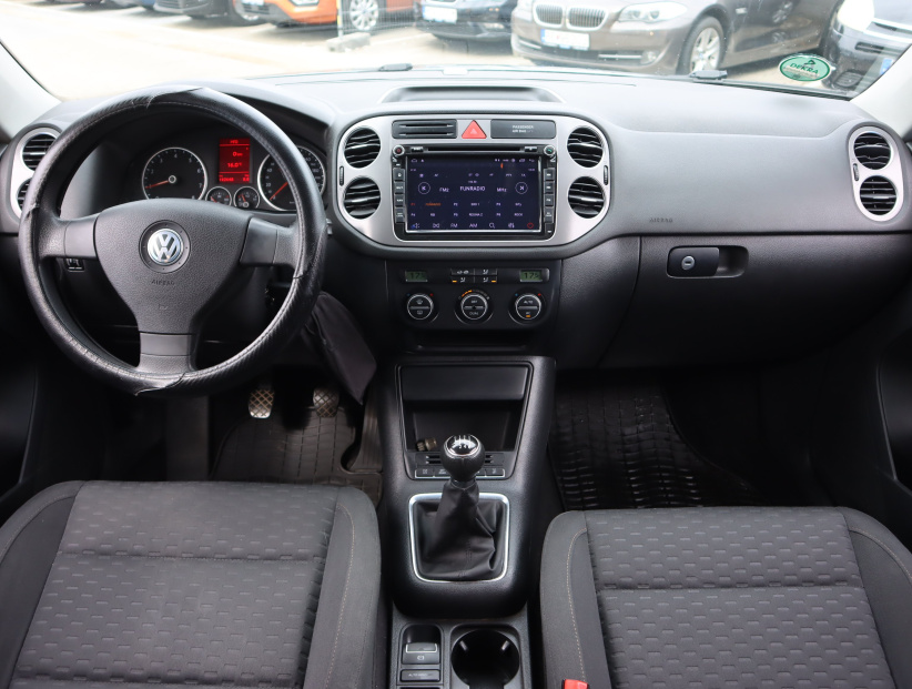 Volkswagen Tiguan, 2009