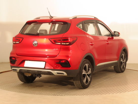 MG ZS SUV