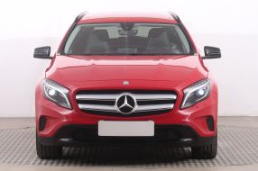 Mercedes-Benz GLA - 2016