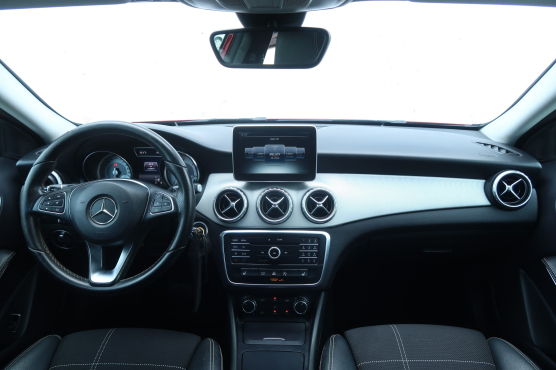 Mercedes-Benz GLA 200 CDI