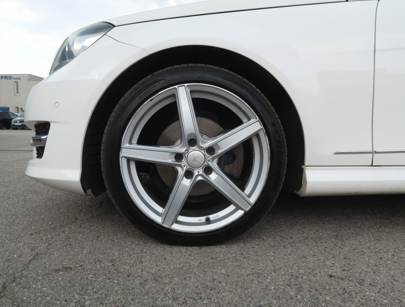 Mercedes-Benz C, 2014