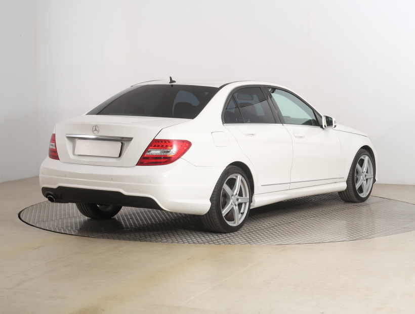 Mercedes-Benz C, 2014
