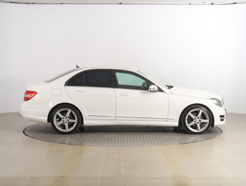 Mercedes-Benz C, 2014