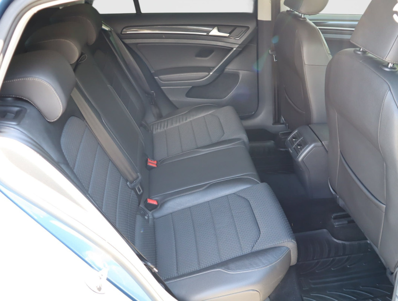 Volkswagen Golf, 2014