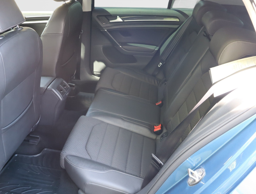 Volkswagen Golf, 2014