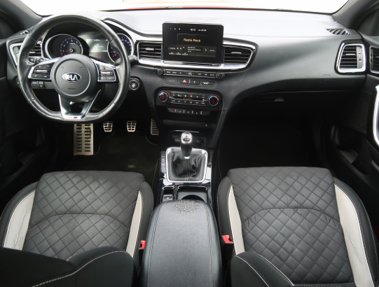 Kia ProCeed