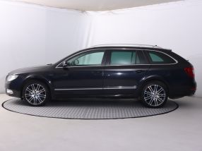 Škoda Superb - 2011